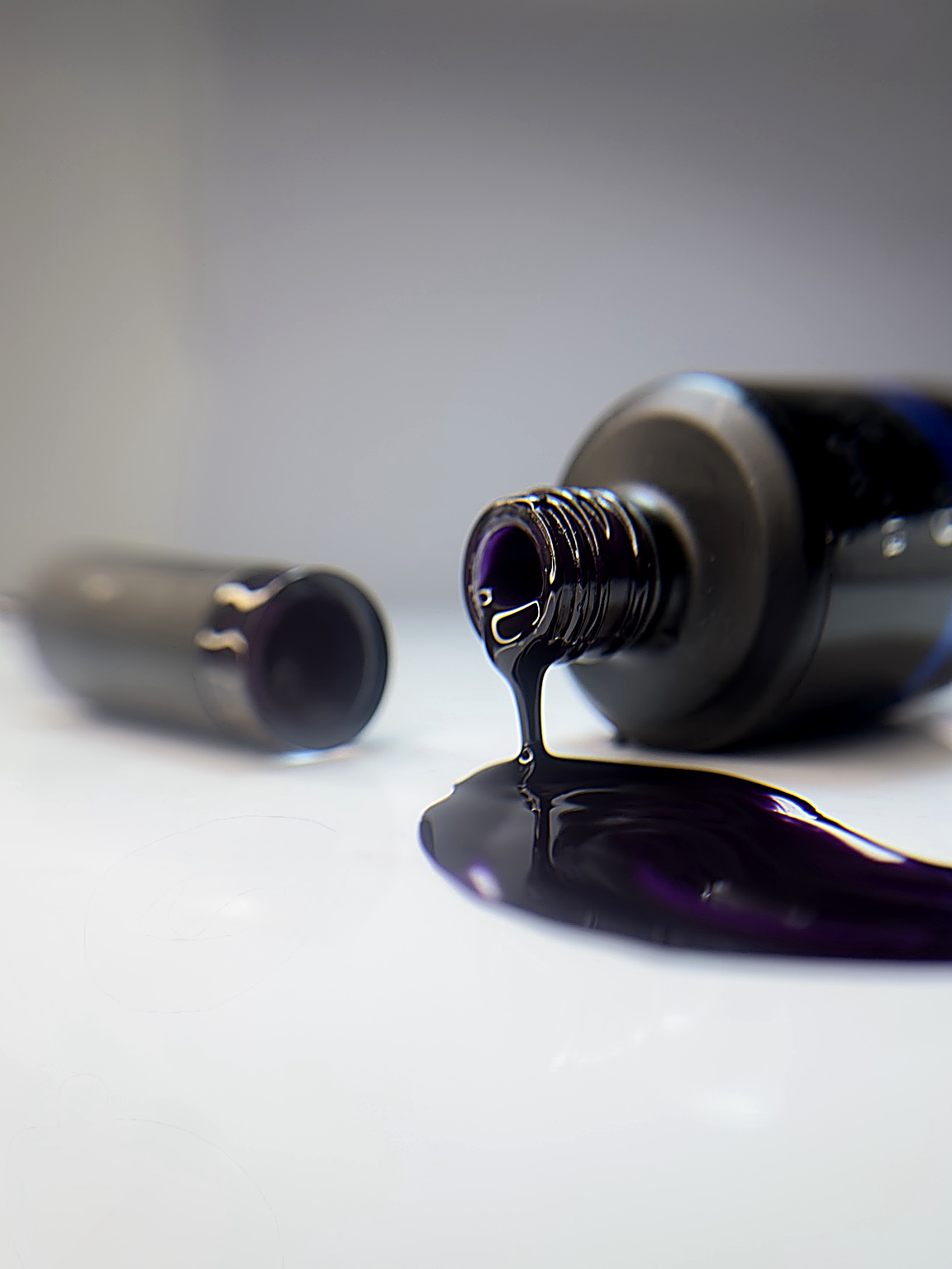 486FBC41-E11E-482D-B86A-429A47CFB33B Gel polish “Exclusive” # 106 - Image 1